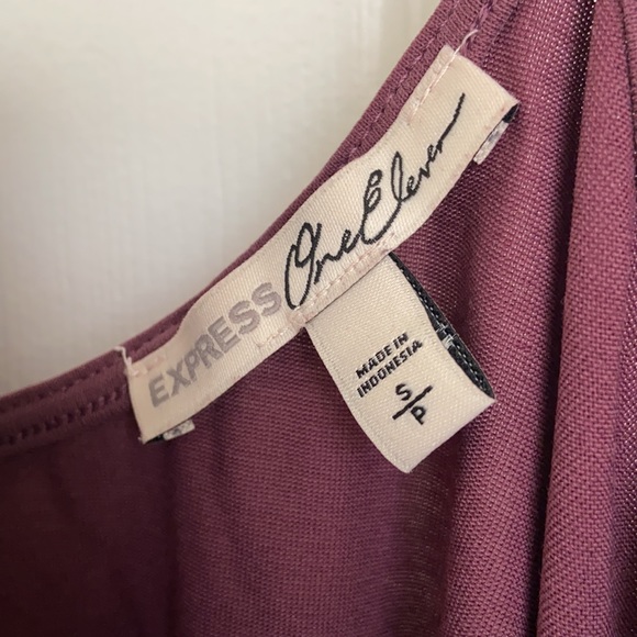 Express OneEleven top - Picture 2 of 3